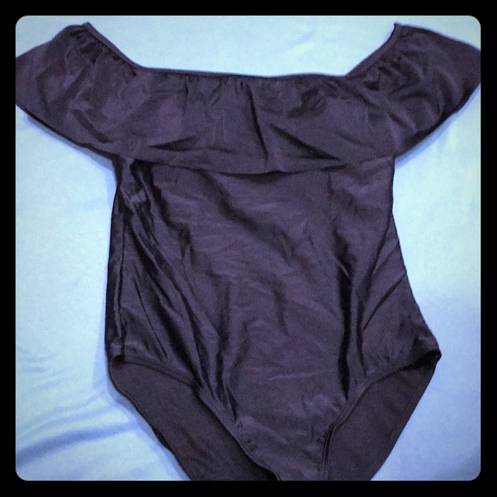 Off Shoulder Black Swimsuit 🌞